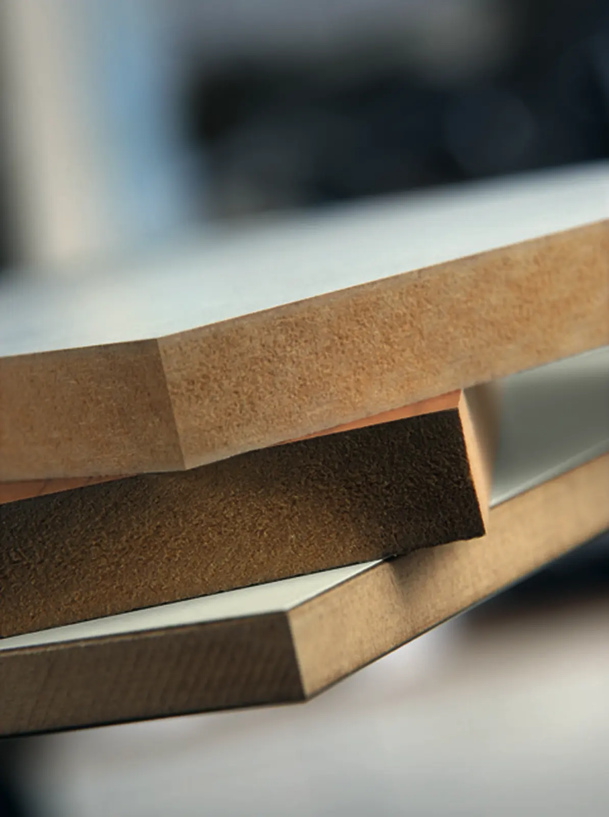 MDF-Platte beschichtet mit weißer Grundierfolie E1